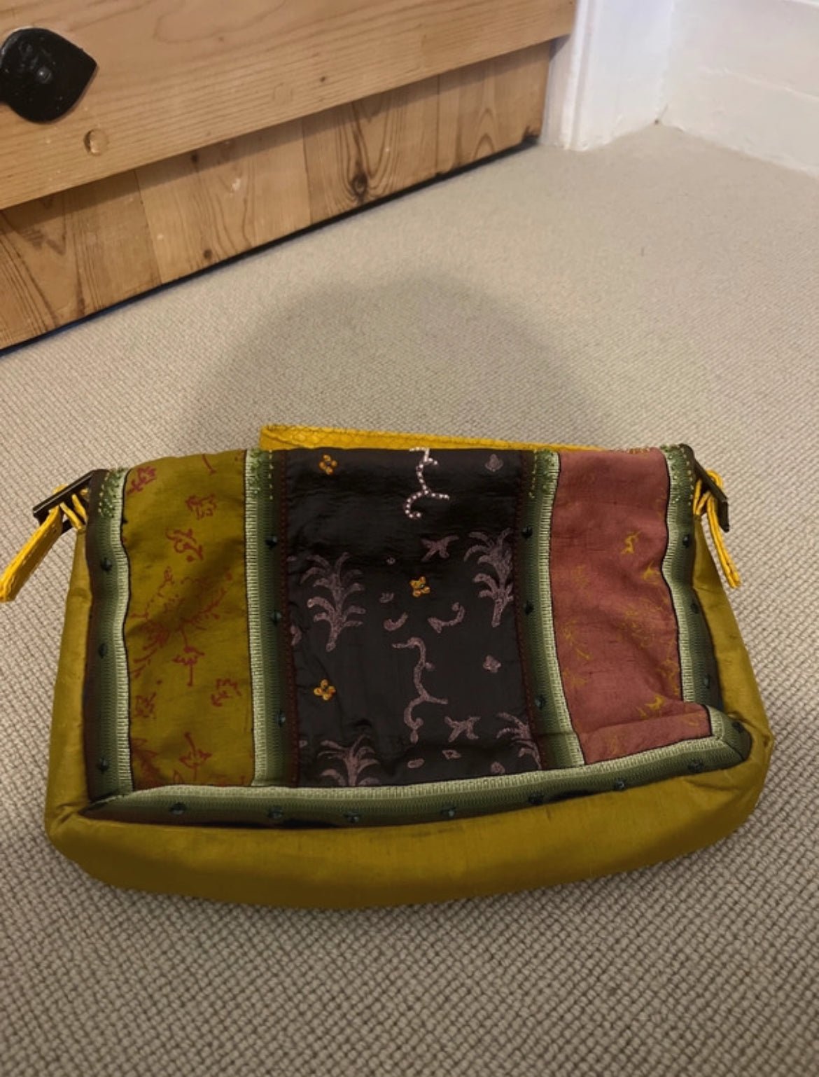 Maddalena Marconi винтидж silk patchwork baguette чанта - Sunday West Boutique
