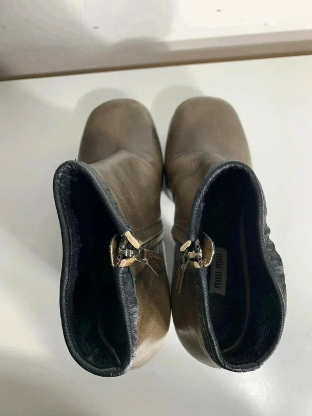 Miu Miu кожени боти - 38 - Sunday West Boutique