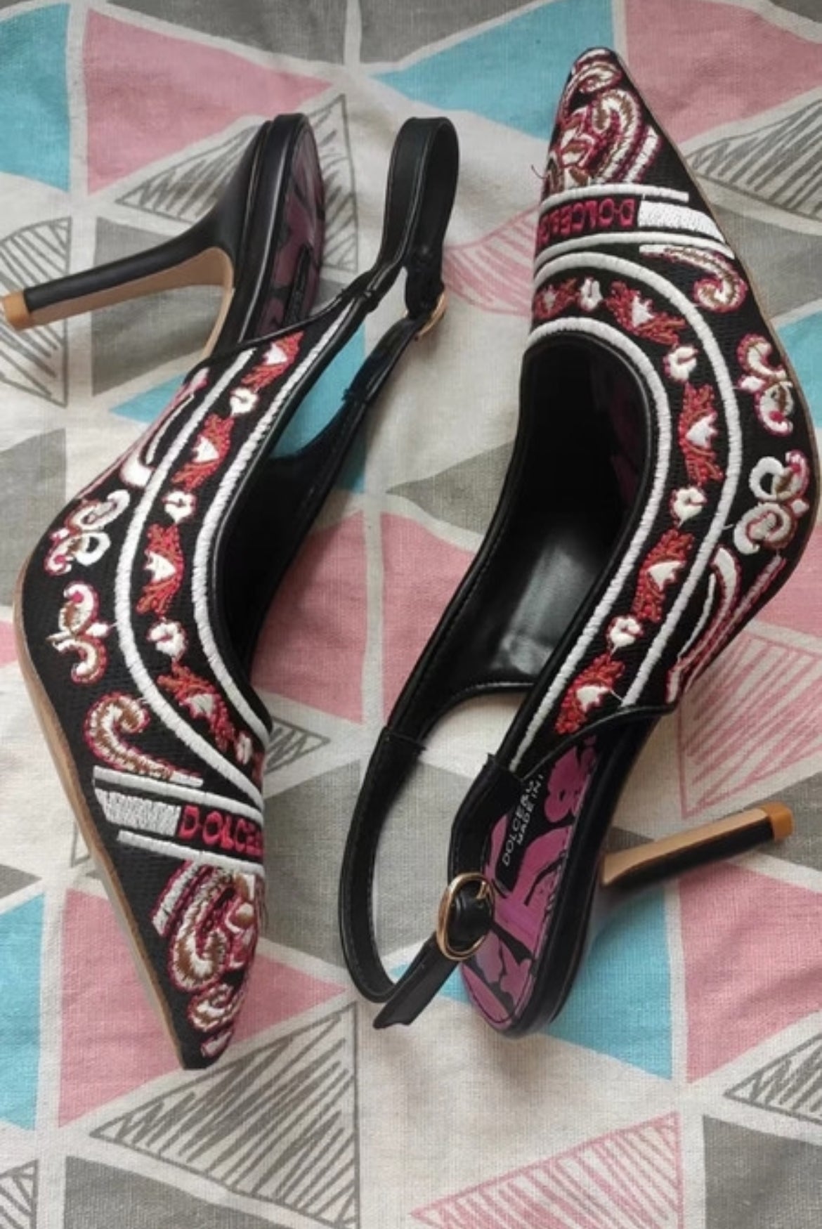 Обувки на ток Dolce & Gabbana - 38 - Sunday West Boutique