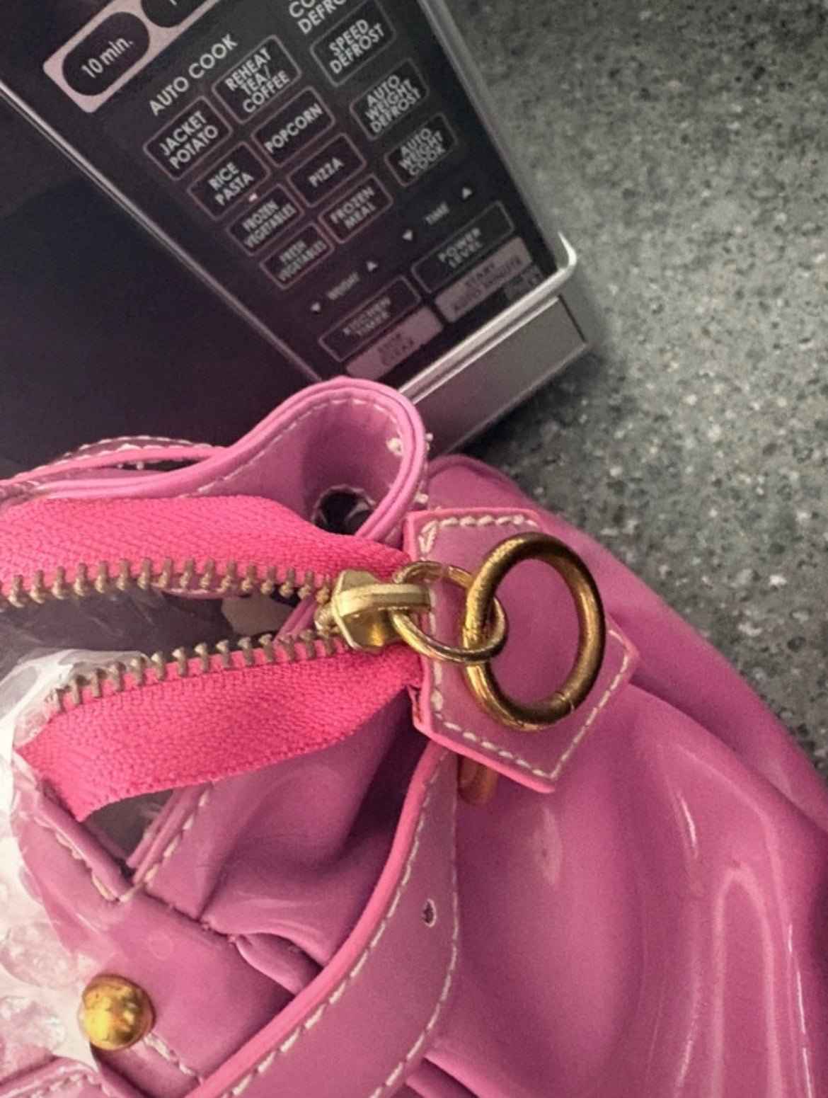 Paul’s Boutique чанта в емблематичния Barbie розов цвят - Sunday West Boutique