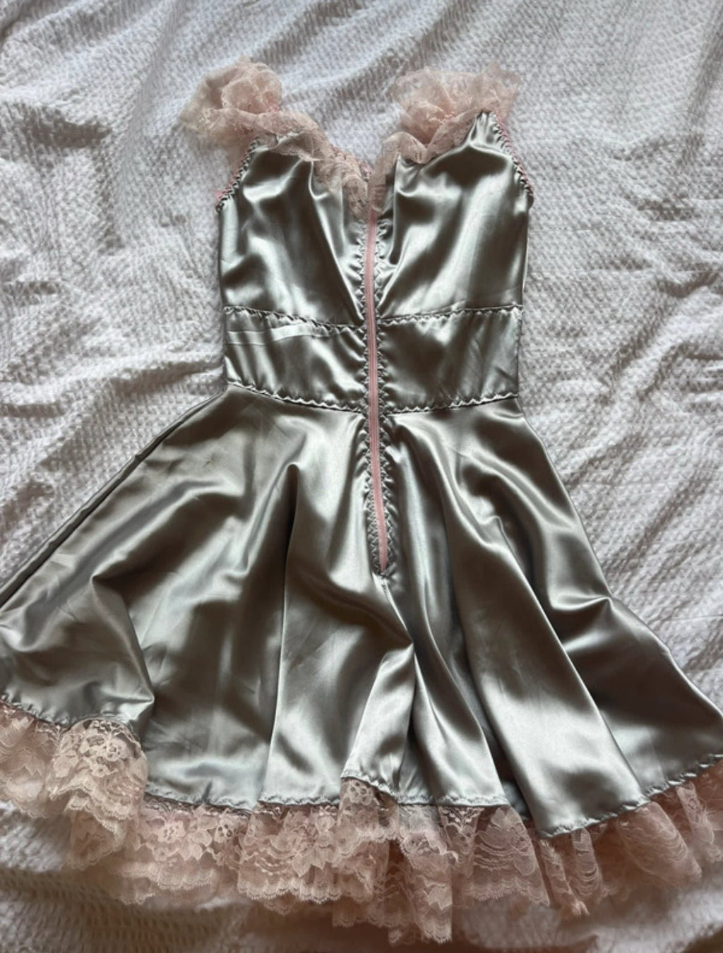 Ръчно изработена сатенена babydoll рокля от Malicious Designs - Sunday West Boutique