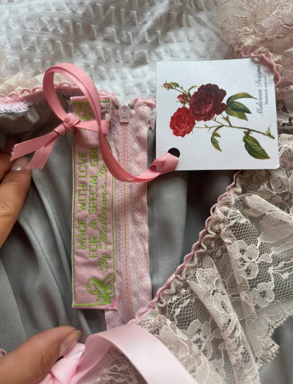 Ръчно изработена сатенена babydoll рокля от Malicious Designs - Sunday West Boutique