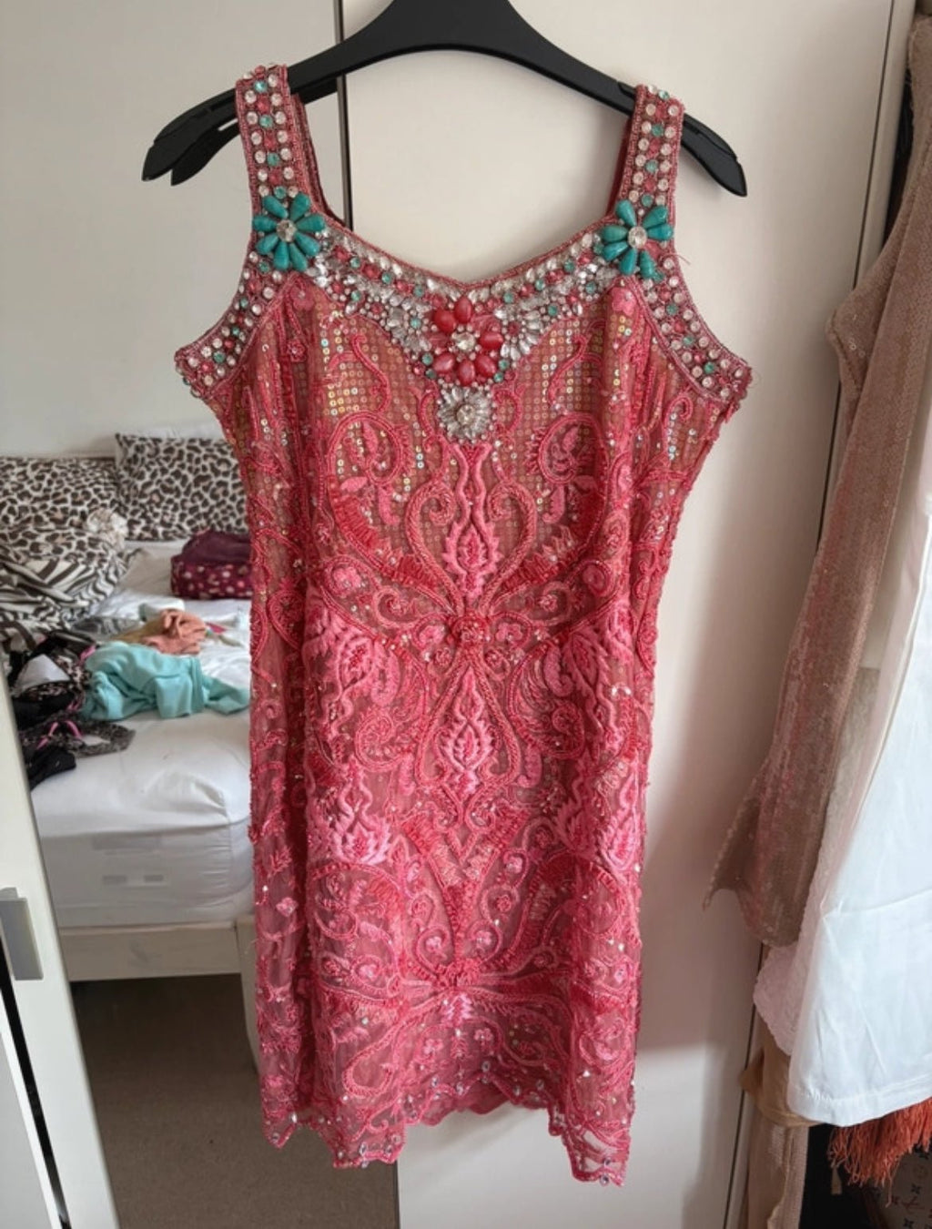 Розова мини рокля с богата декорация - Sunday West Boutique