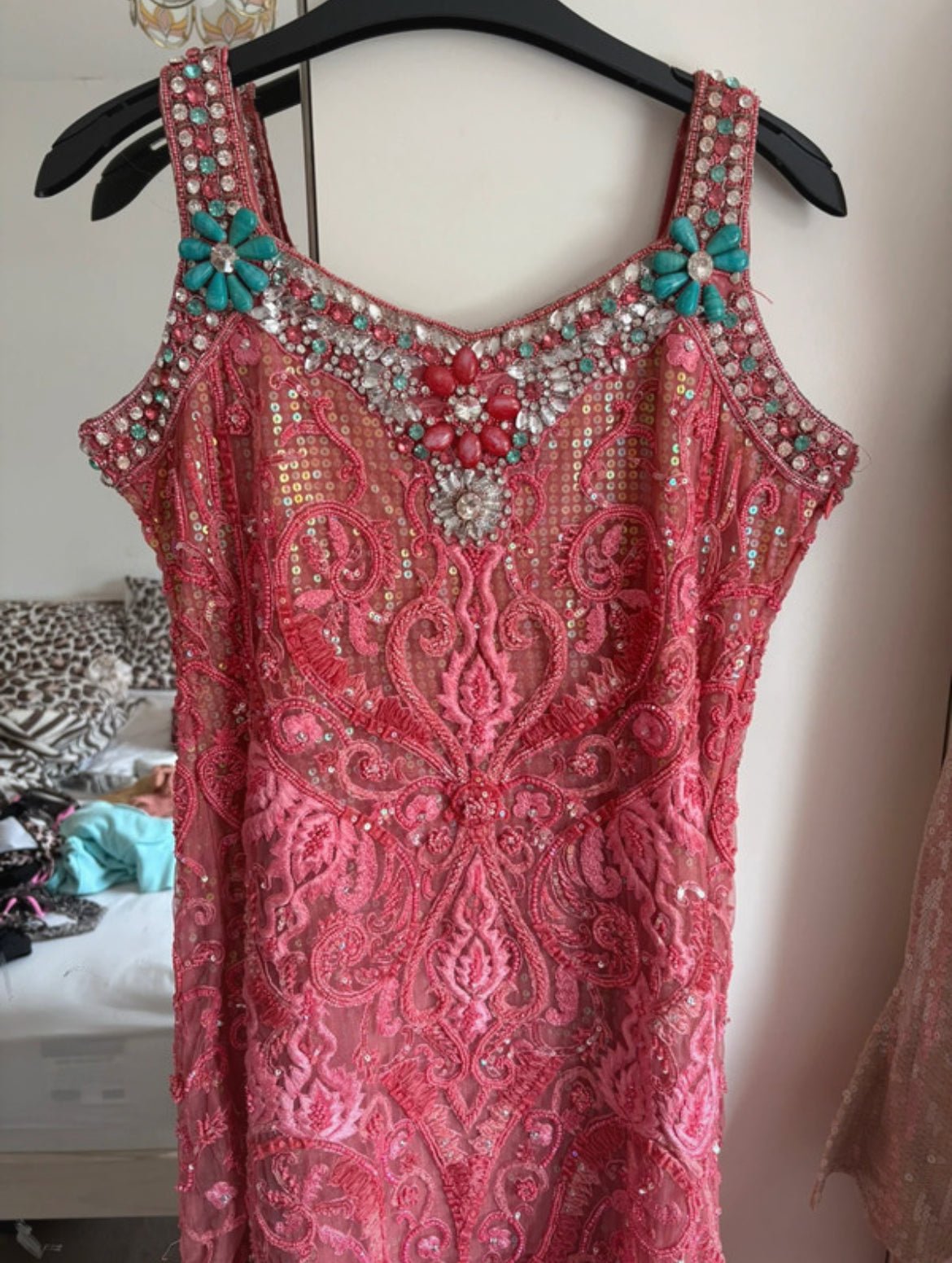 Розова мини рокля с богата декорация - Sunday West Boutique