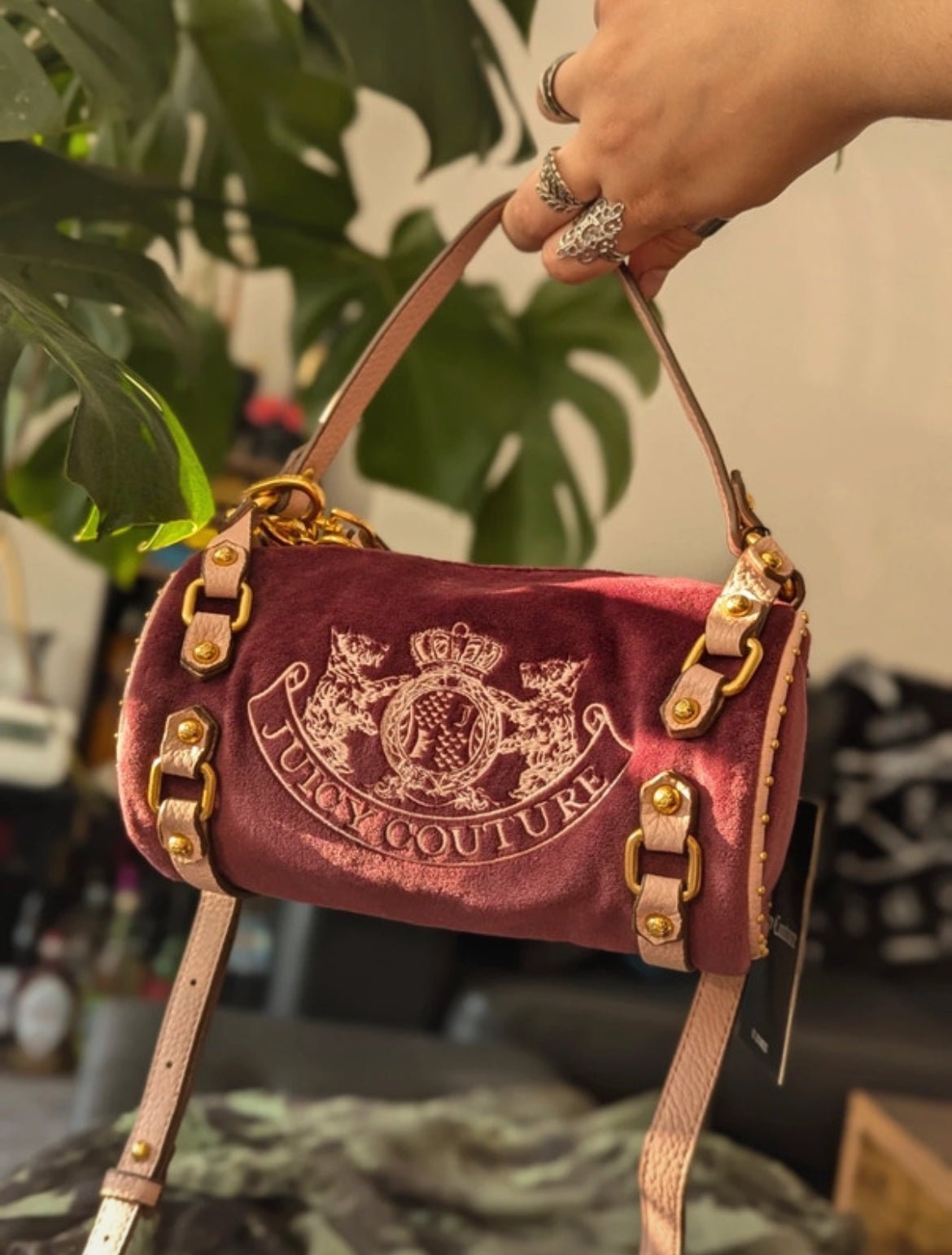 Рядка Juicy Couture barrel чанта - Sunday West Boutique