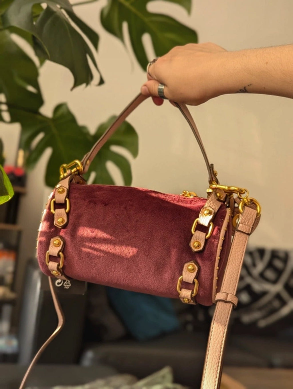 Рядка Juicy Couture barrel чанта - Sunday West Boutique
