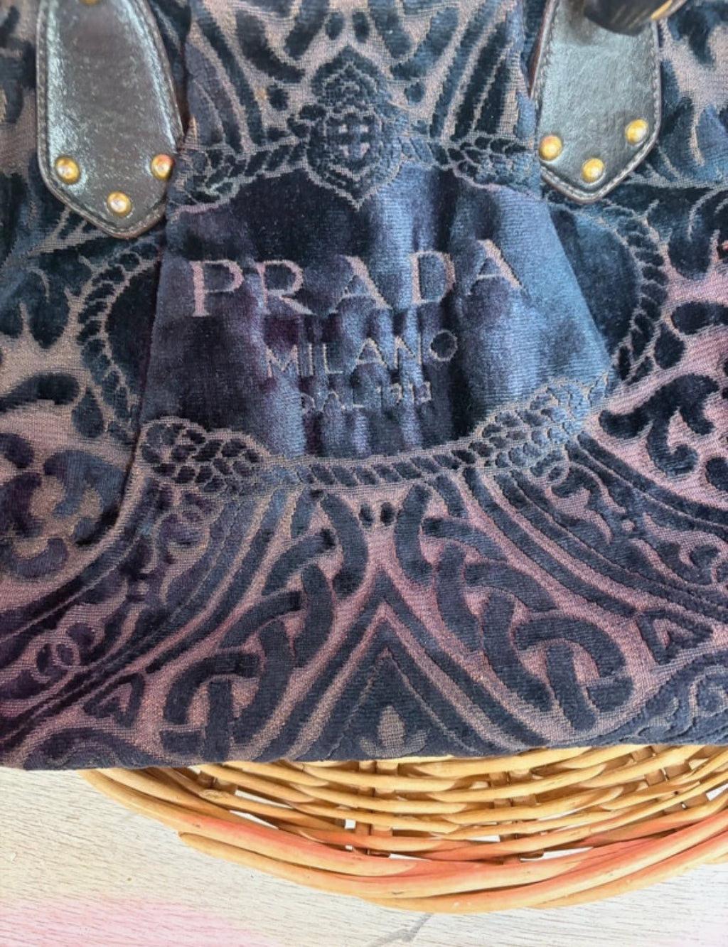 Рядка винтидж Prada Velluto Jacquard Frame Bag – емблематичен модел - Sunday West Boutique