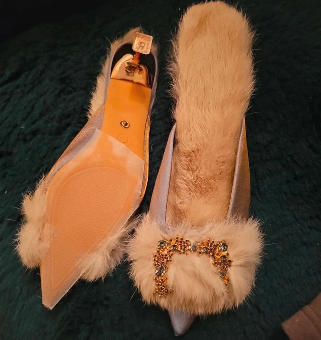Sienna Rossi embellished kitten heels с пух - Sunday West Boutique