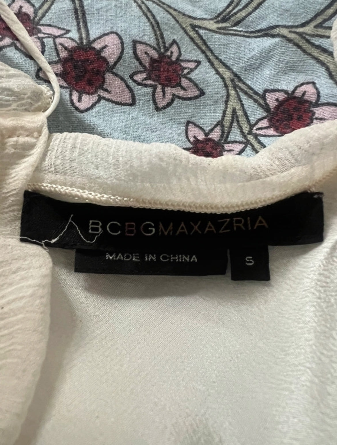 Топ BCBGMAXAZRIA, изработен от 100% естествена коприна - Sunday West Boutique