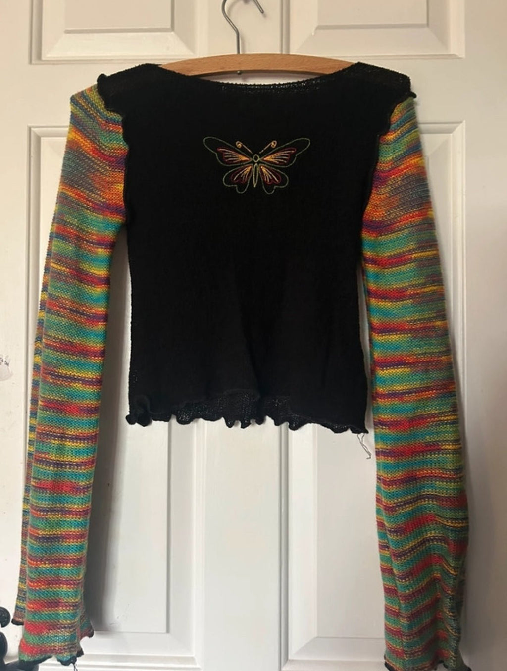 Urban Outfitters Y2K mesh топ с дълъг ръкав и пеперуда - Sunday West Boutique
