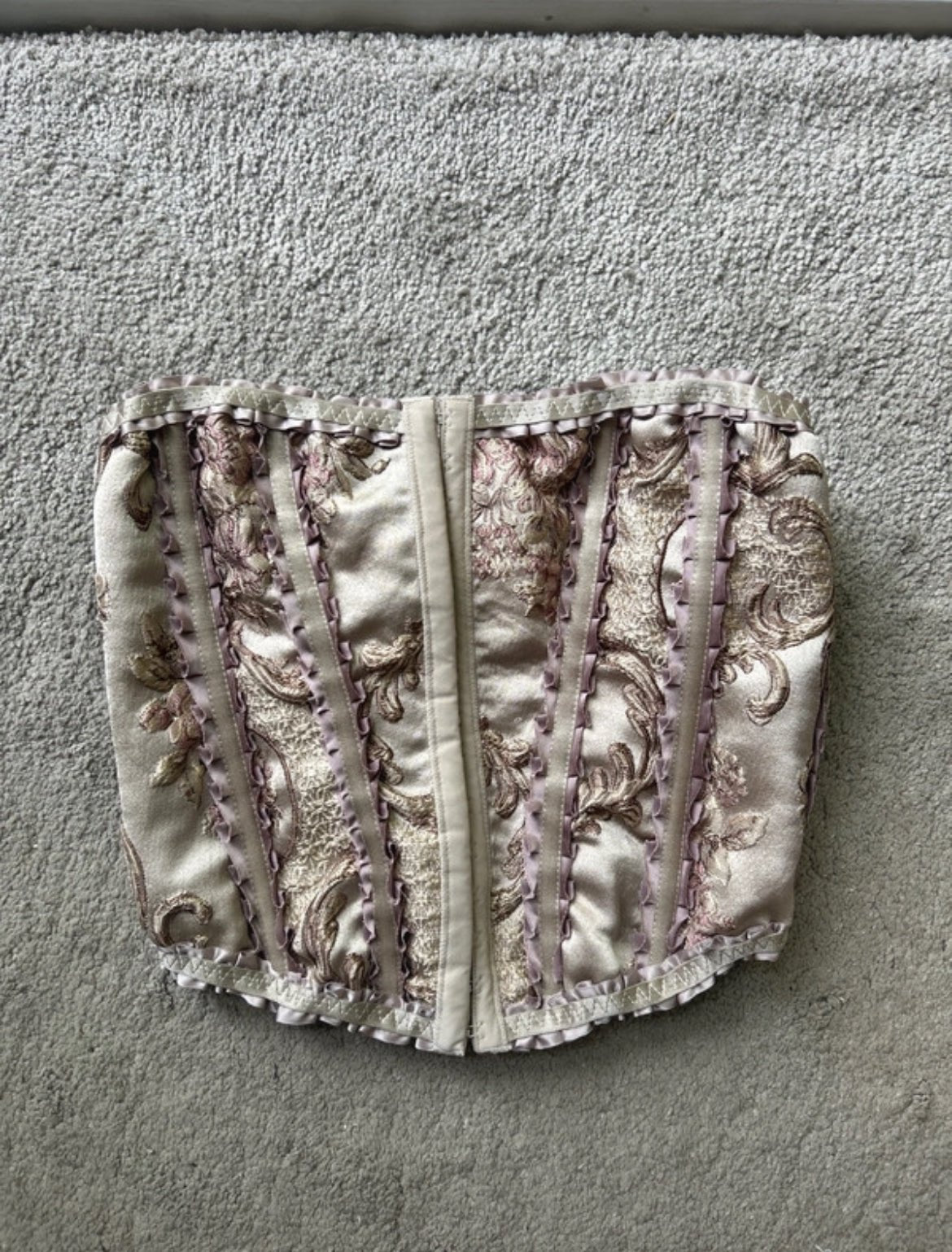 Urban Outfitters жакардов корсет - Sunday West Boutique