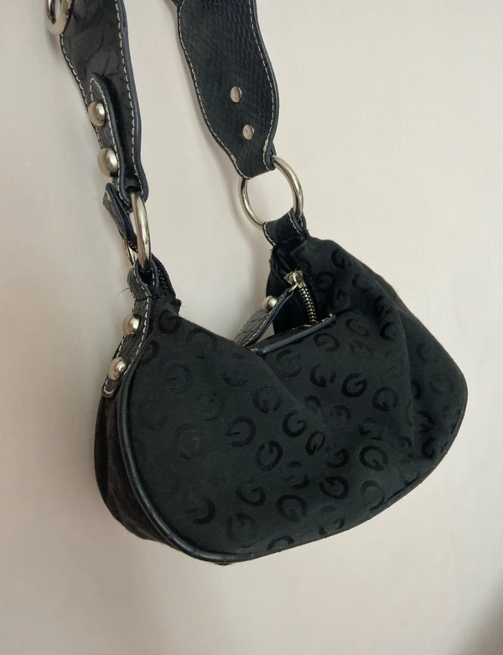 Винтидж чанта G by Guess от началото на 2000-те - Sunday West Boutique