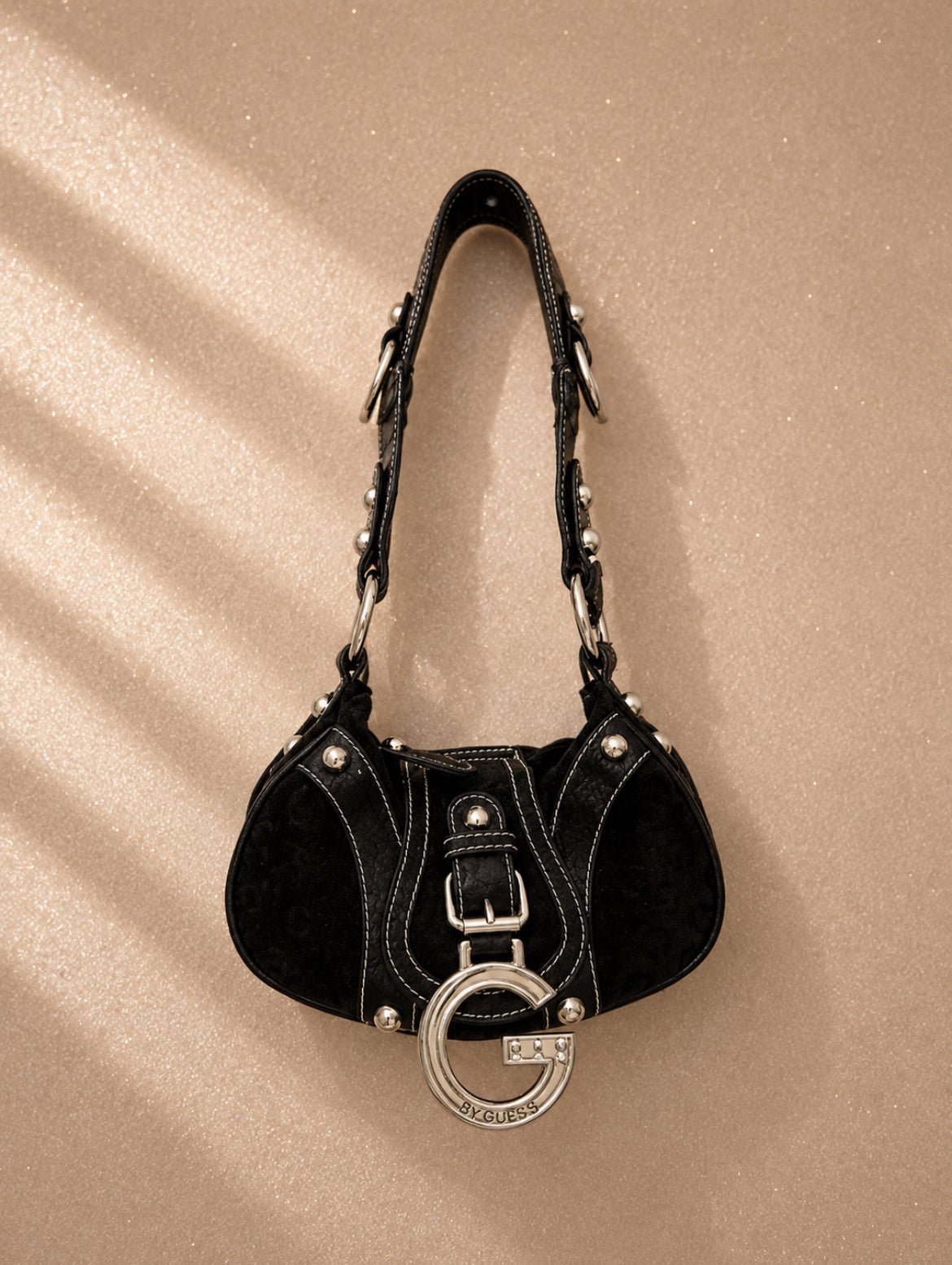 Винтидж чанта G by Guess от началото на 2000-те - Sunday West Boutique