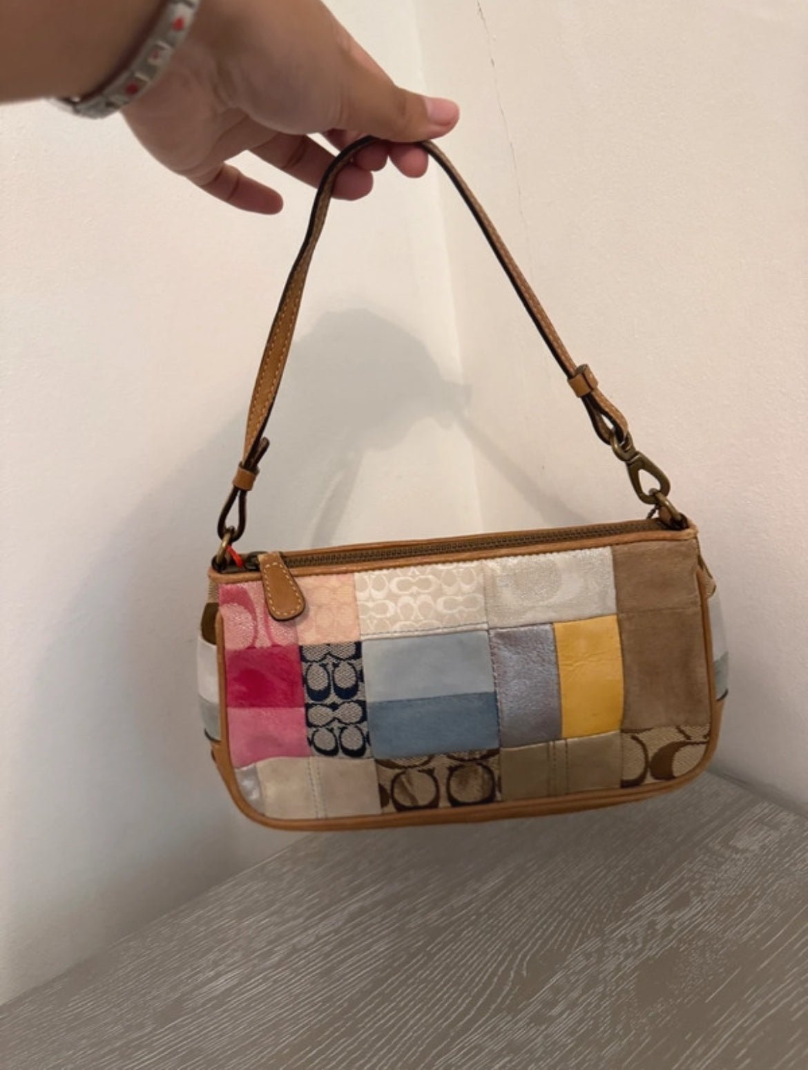 Винтидж Coach Patchwork Shoulder Чанта - Sunday West Boutique