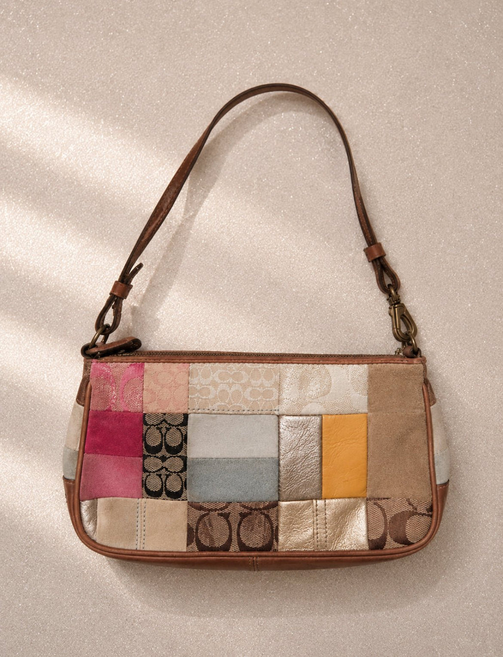 Винтидж Coach Patchwork Shoulder Чанта - Sunday West Boutique