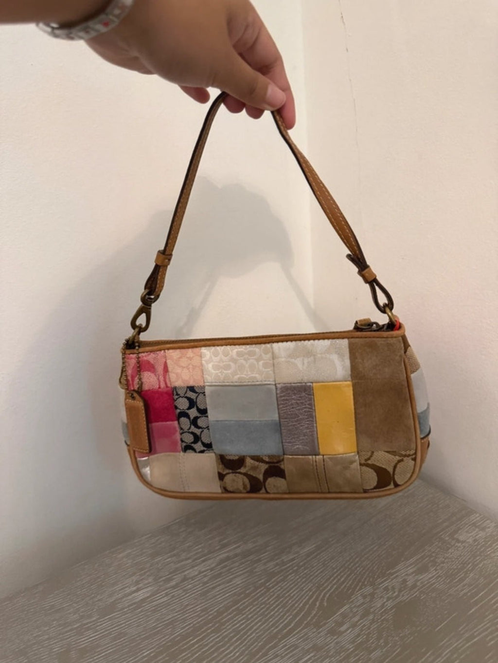 Винтидж Coach Patchwork Shoulder Чанта - Sunday West Boutique
