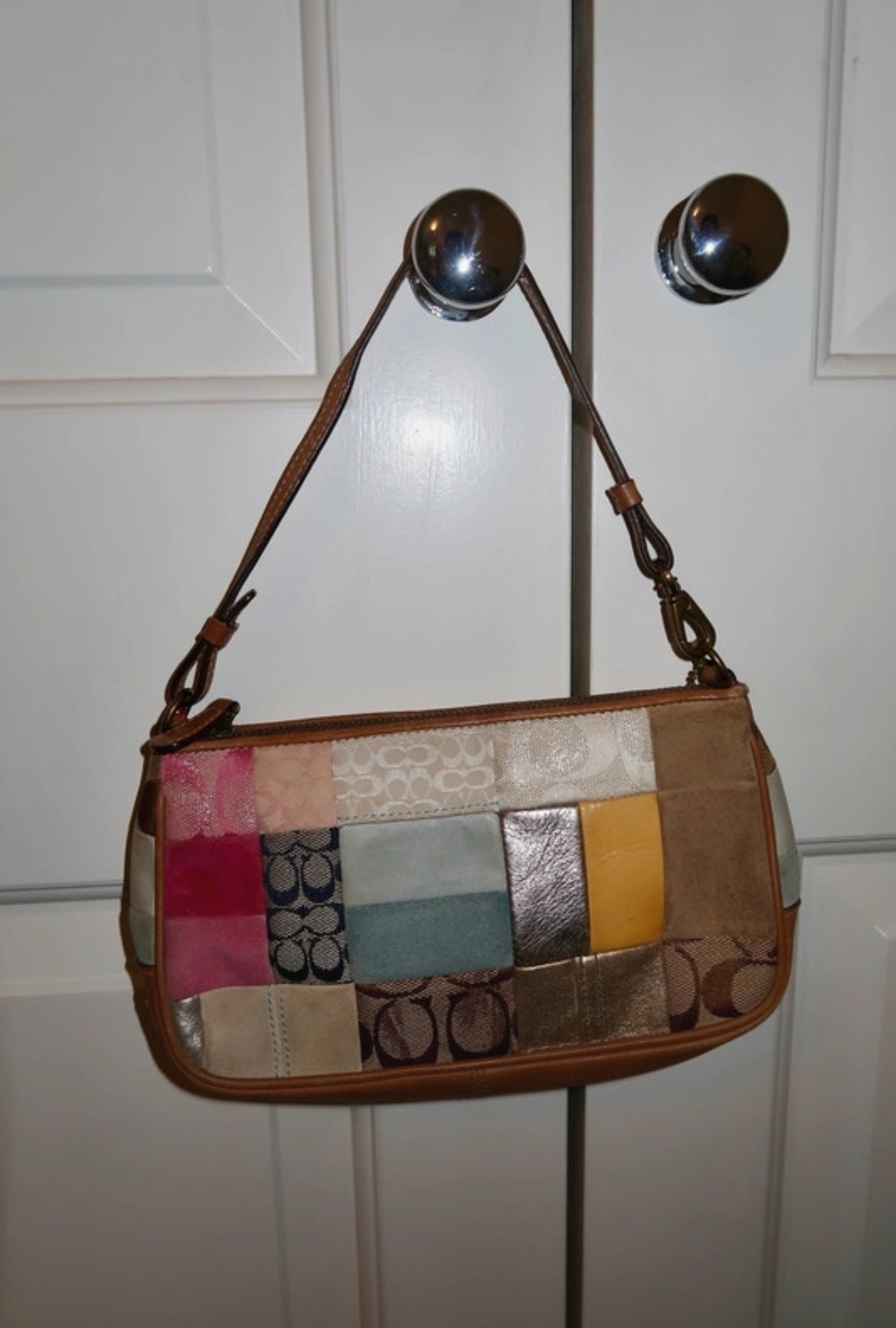 Винтидж Coach Patchwork Shoulder Чанта - Sunday West Boutique