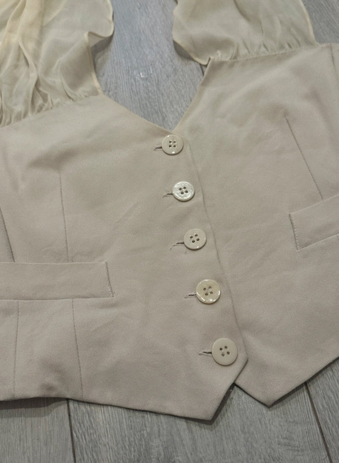 Винтидж корсетен елек Emporio Armani от 2002 г. с връзка от 100% коприна - Sunday West Boutique