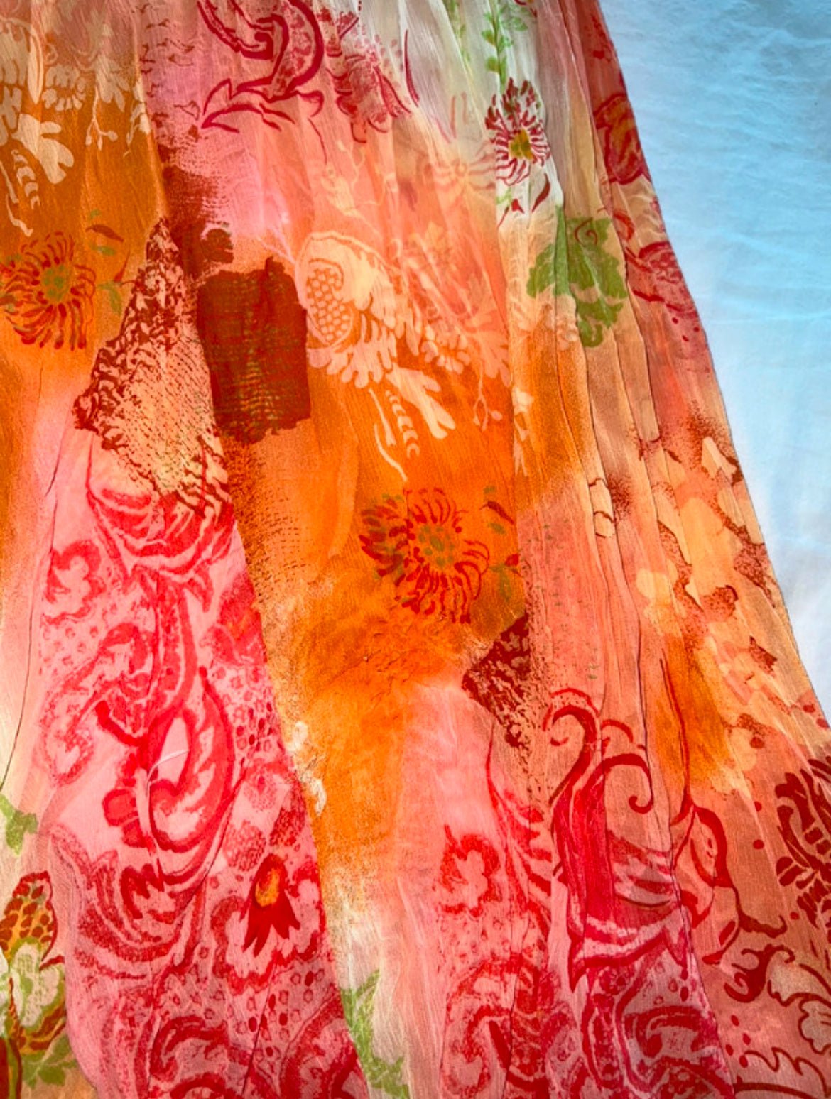 Винтидж рокля Per Una с асиметричен подгъв, флорален и paisley принт - Sunday West Boutique
