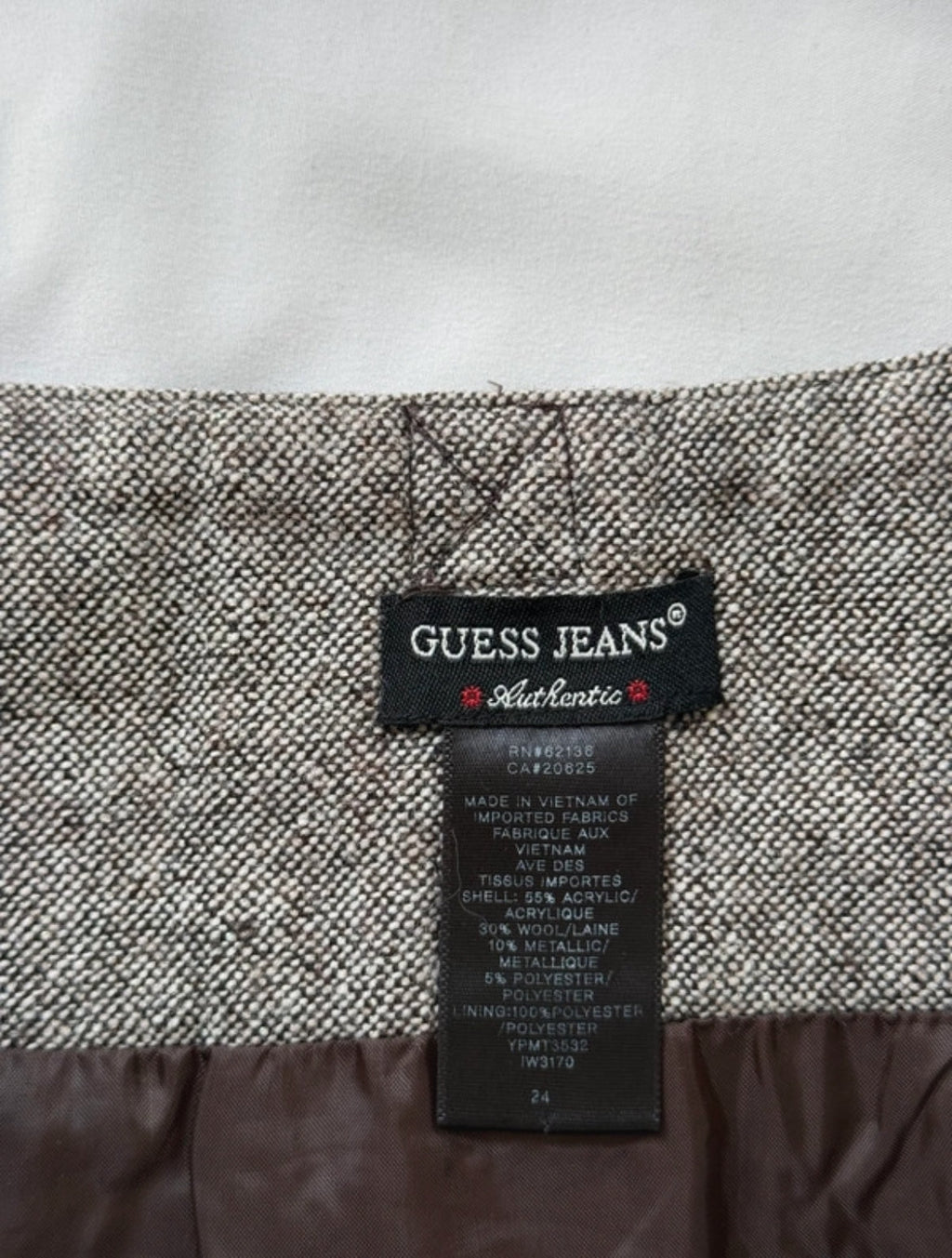 Винтидж вълнена мини пола GUESS - Sunday West Boutique