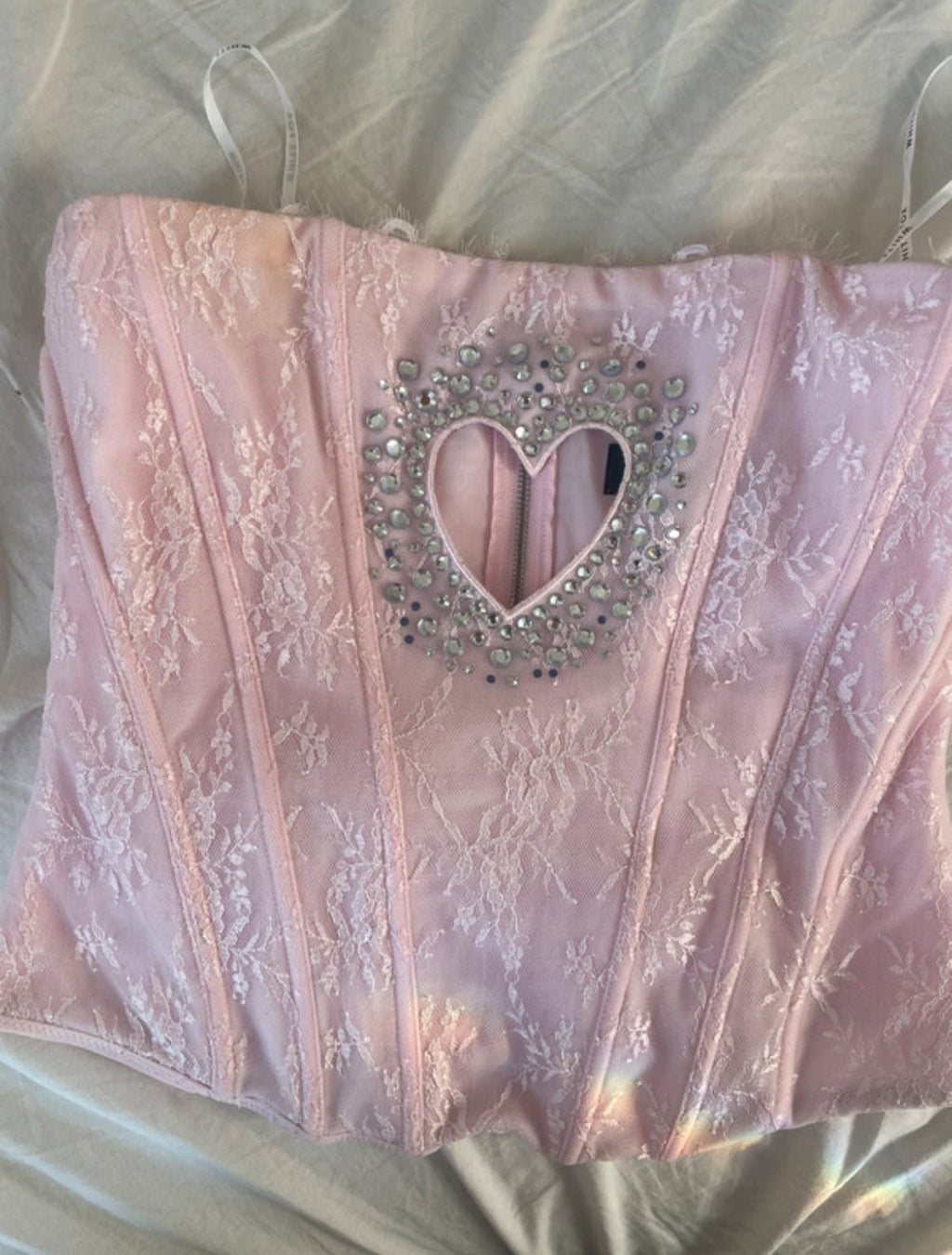 White Fox розов дантелен корсет с heart cut-out - Sunday West Boutique
